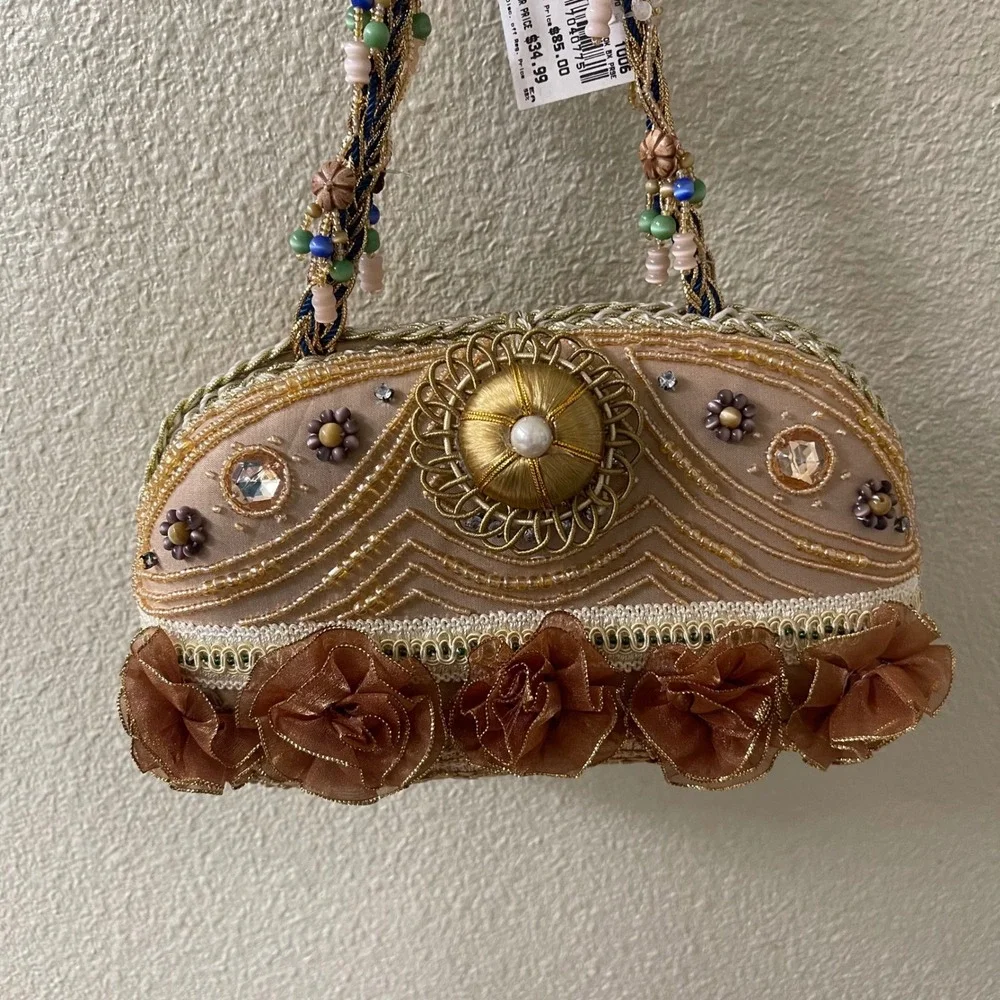Cem nwt beaded